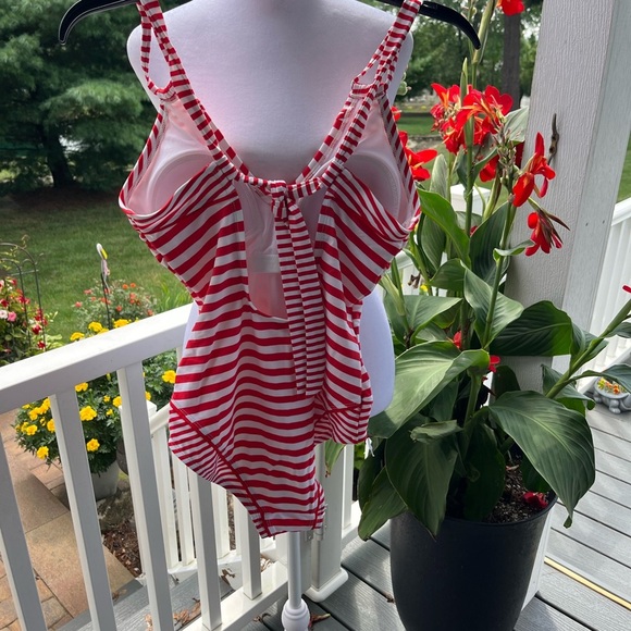 Kona Sol Red & White Striped One-Piece Swimsuit | Tie Back | Size Small - Picture 4 of 6